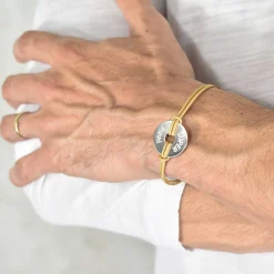 Bracelet homme personnalisé cordon double médaille gravée argent cible 20 mm - Nos petits imparfaits
