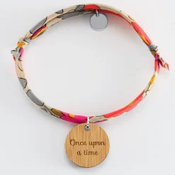 Bracelet Liberty personnalisé médaille gravée bois dormeuse ronde 20 mm