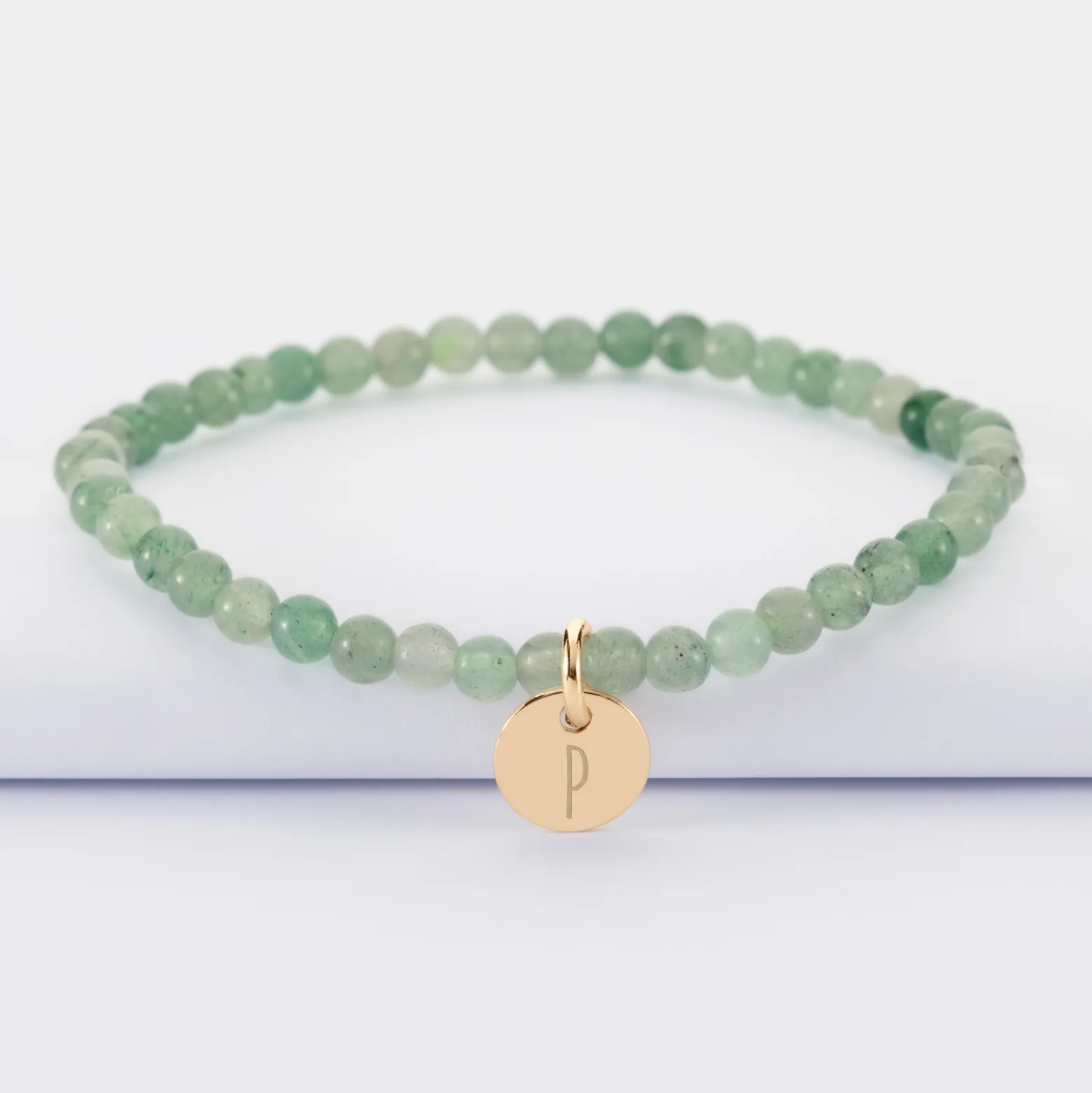 Bracelet perles élastique personnalisé médaille gravée plaqué or ronde 10 mm
