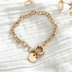 Bracelet personnalisé chaine fermoir marin médaille gravée plaqué or 10 mm