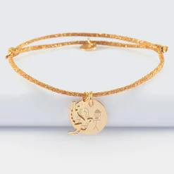 Bracelet personnalisé cordon pailleté médaille gravée plaqué or 15 mm et breloque colombe 18 mm