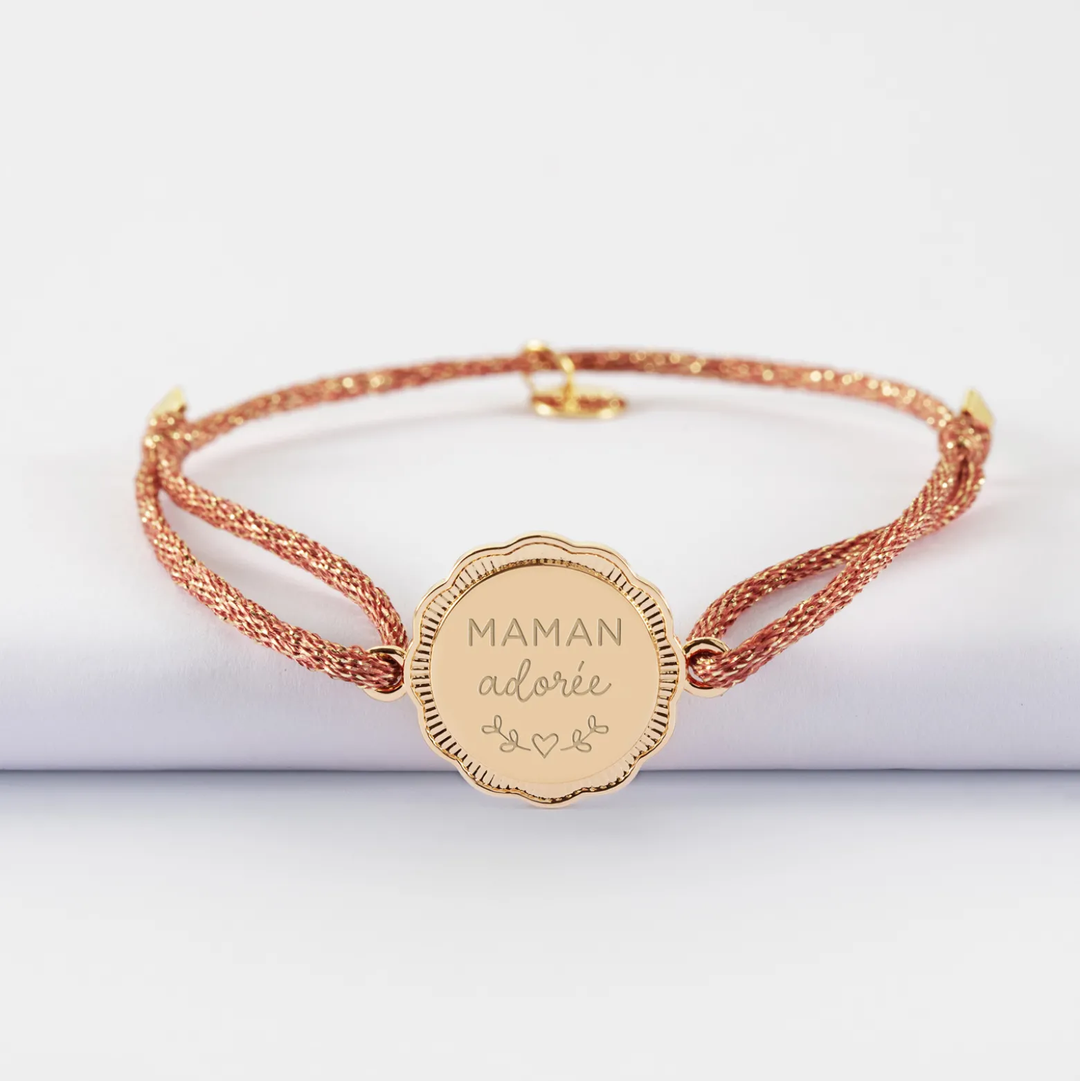 Bracelet personnalisé cordon pailleté médaille contour fleur gravée plaqué or 2 trous 18 mm