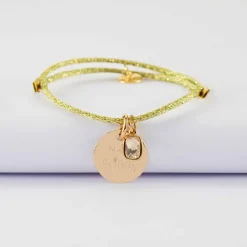 Bracelet personnalisé cordon pailleté médaille gravée plaqué or 15 mm et breloque rectangle zircon plaqué or 9 mm
