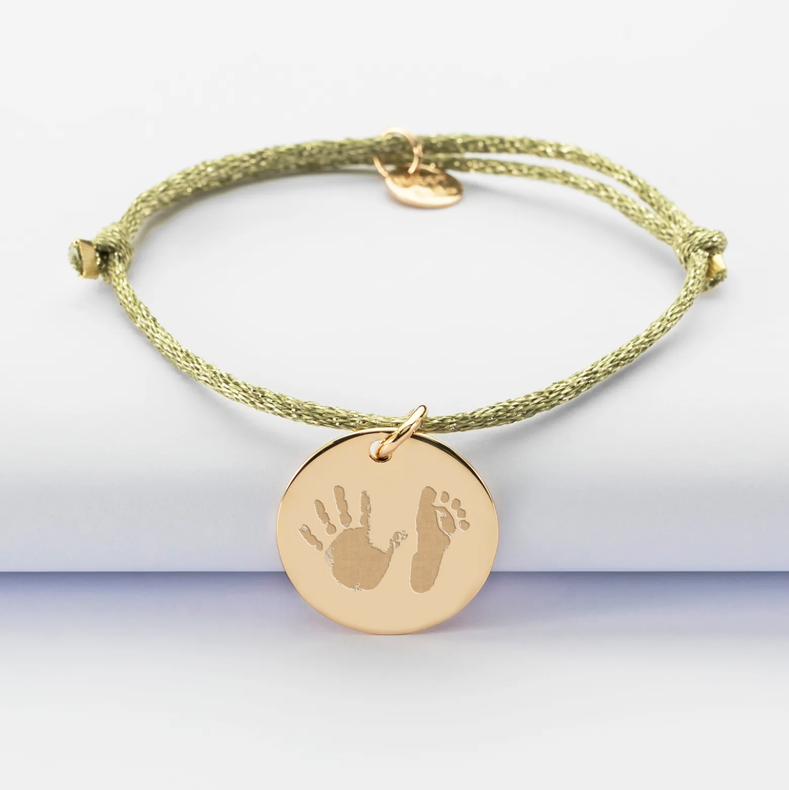 Bracelet personnalisé cordon pailleté médaille gravée plaqué or 19 mm