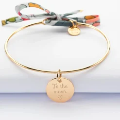 Bracelet personnalisé jonc plaqué or et cordon Liberty médaille gravée 15 mm