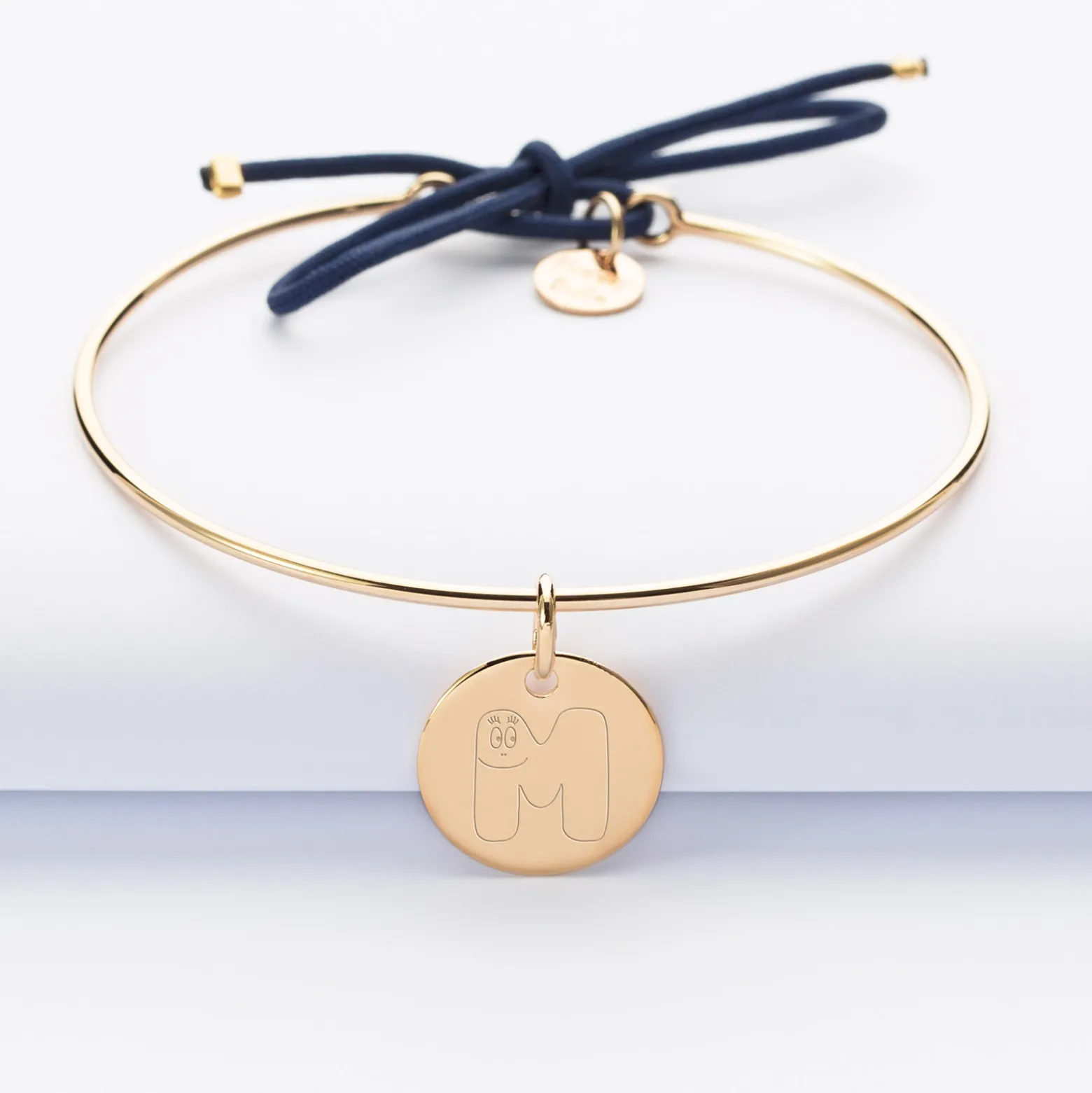 Bracelet personnalisé jonc plaqué or et cordon médaille gravée 15 mm - HappyBulle x Barbapapa