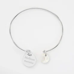 Bracelet personnalisé jonc argent ouvert médaille gravée 15 mm et breloque nacre 10 mm