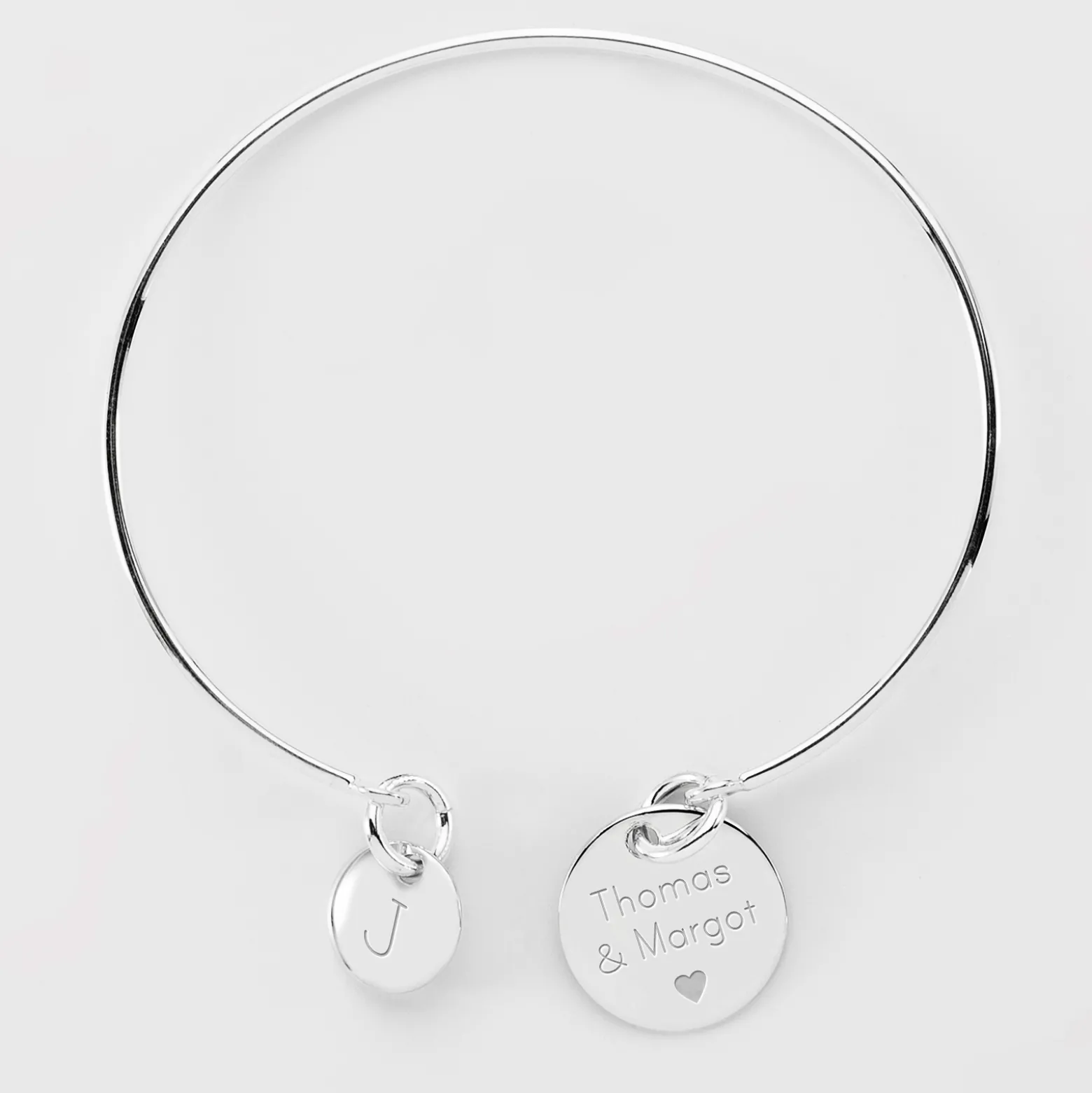 Bracelet personnalisé jonc argent médaille gravée 15 mm et breloque ronde 10 mm