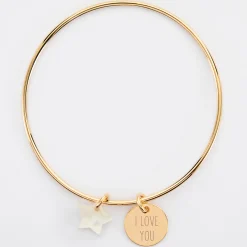 Bracelet personnalisé jonc plaqué or médaille gravée 15 mm et breloque nacre 10 mm