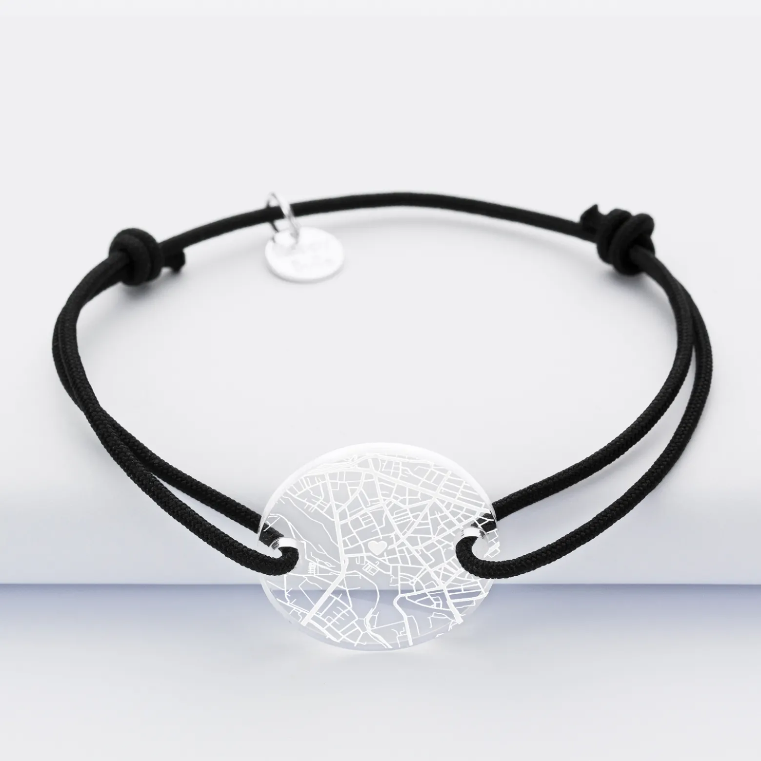 Bracelet personnalisé médaille gravée acrylique ronde 2 trous 21 mm "Géo map"