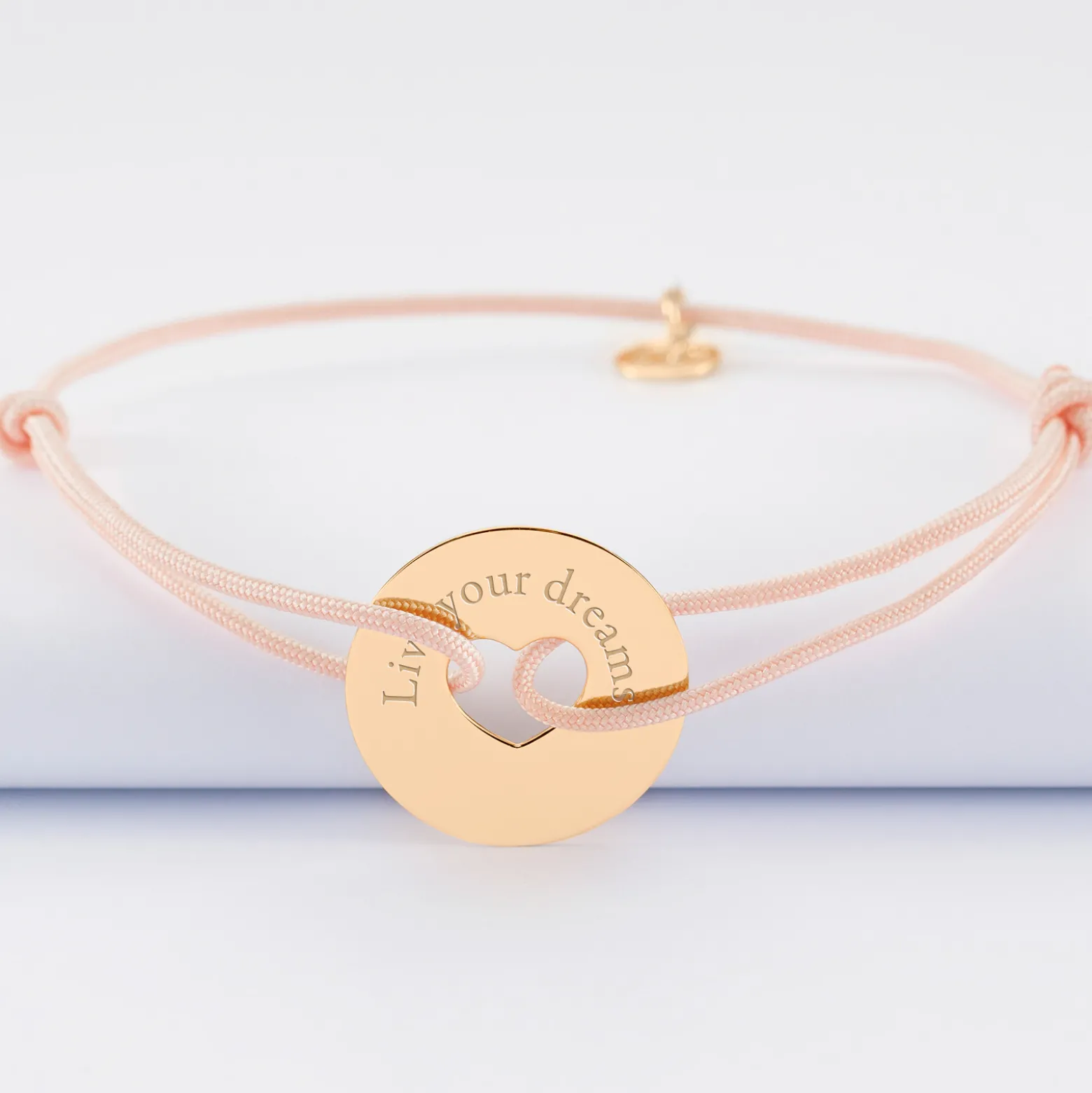 Bracelet personnalisé médaille gravée plaqué or cible coeur 21 mm