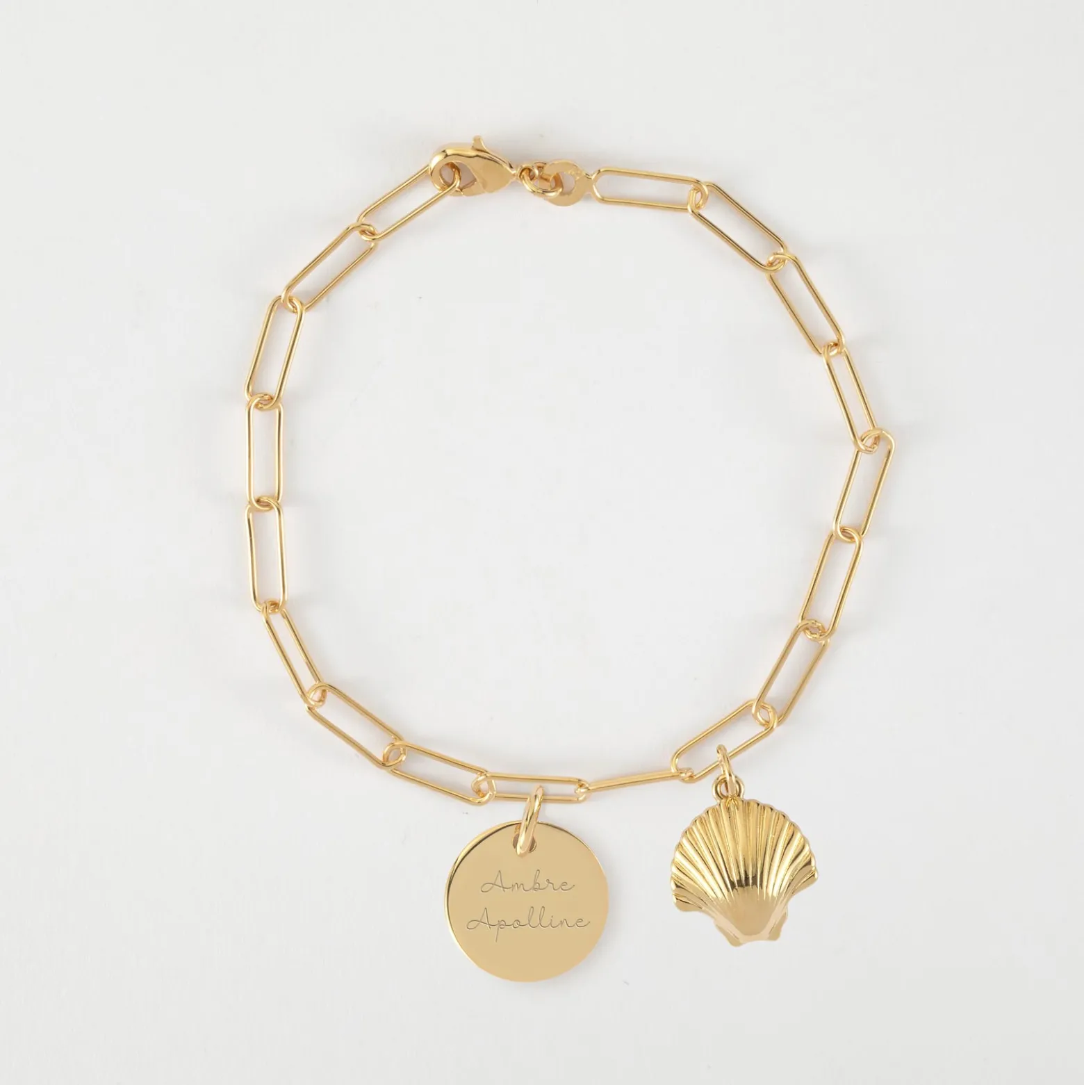 Bracelet personnalisé petites mailles médaille gravée plaqué or 15 mm et breloque(s) summer - à composer