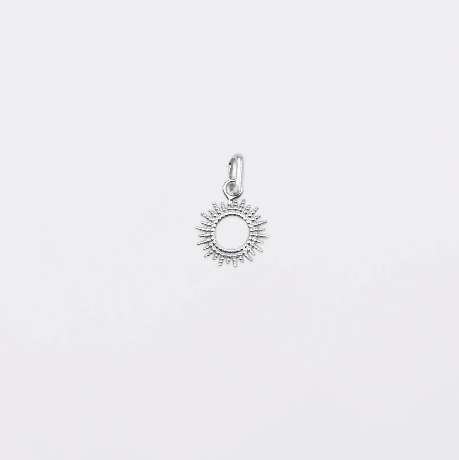 Breloque soleil ouvert argent 10 mm