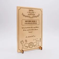 Cadre diplôme maîtresse personnalisé bois gravé 15x10 cm avec support - édition spéciale