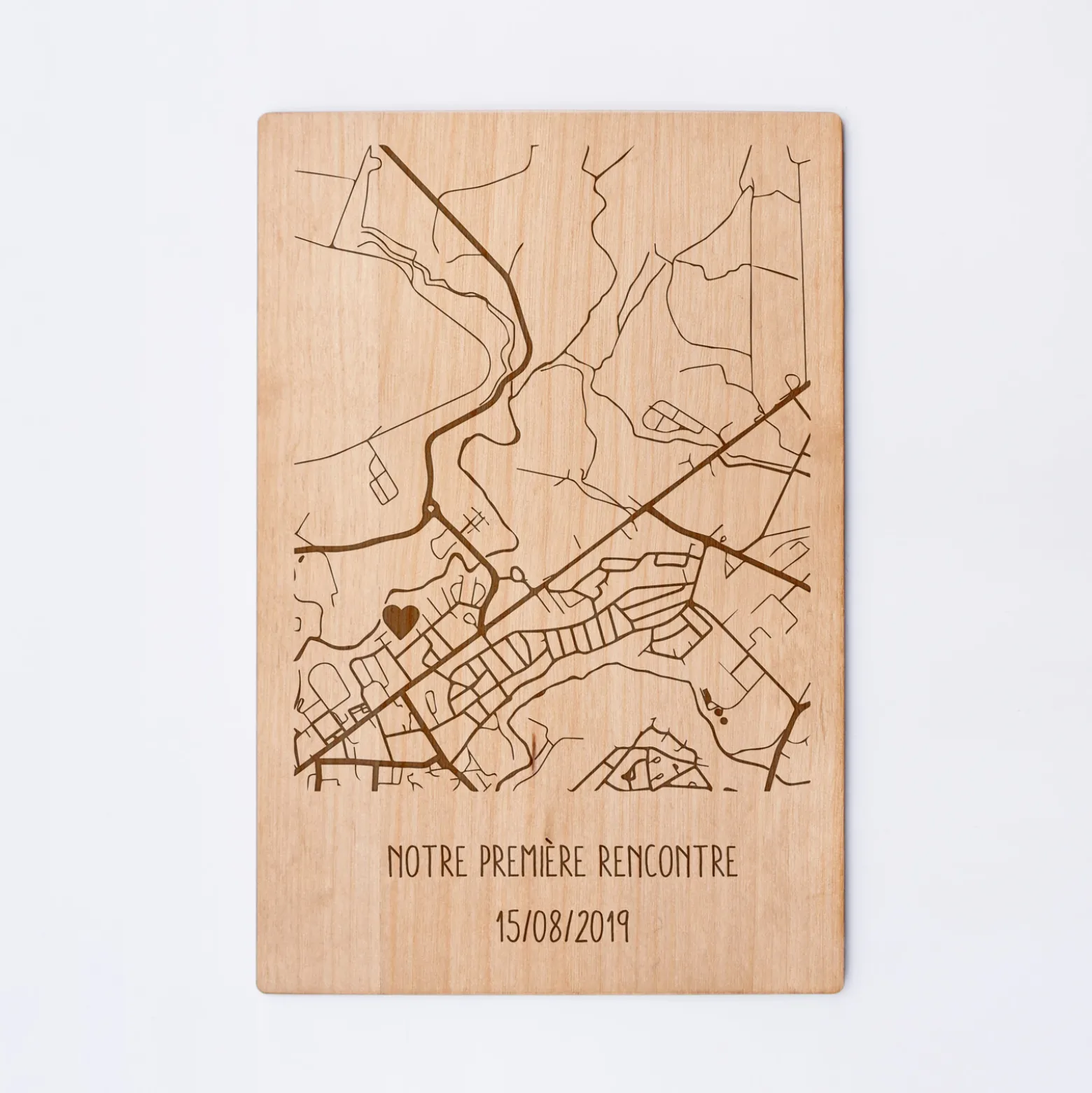 Cadre "Géo map" personnalisé bois gravé 15x10 cm avec support