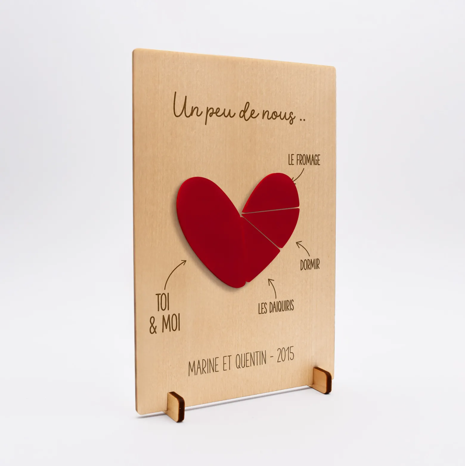 Cadre personnalisé bois gravé 15x10 cm avec support - édition spéciale "Un peu de nous"