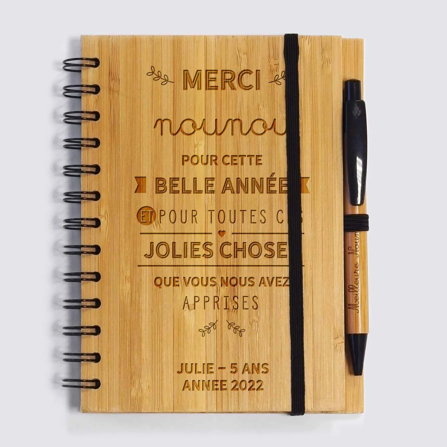 Carnet bambou personnalisé 14,5x18 cm et stylo gravé - Merci Maîtresse
