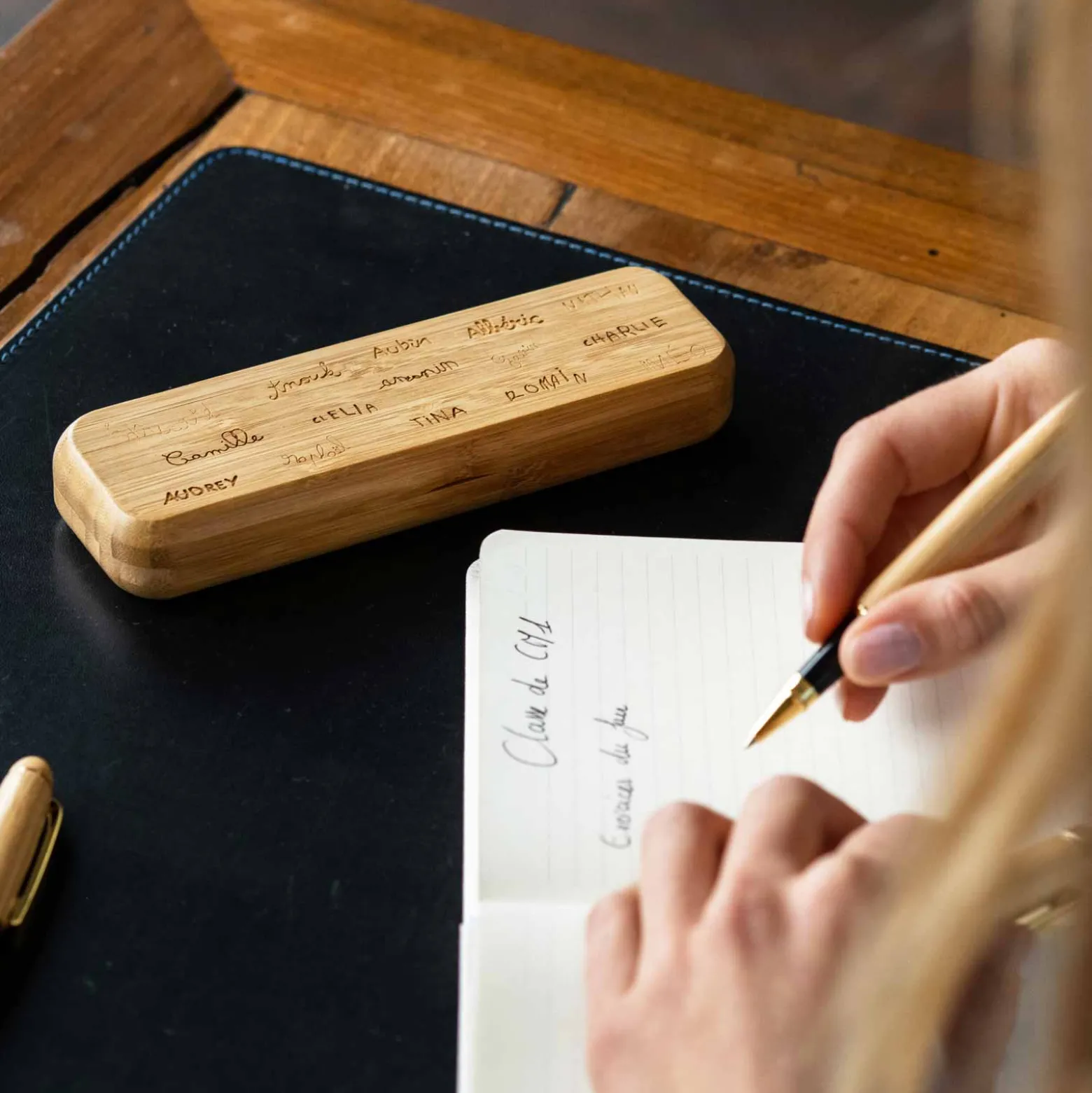 Coffret bambou personnalisé et 2 stylos gravés 170x60 mm
