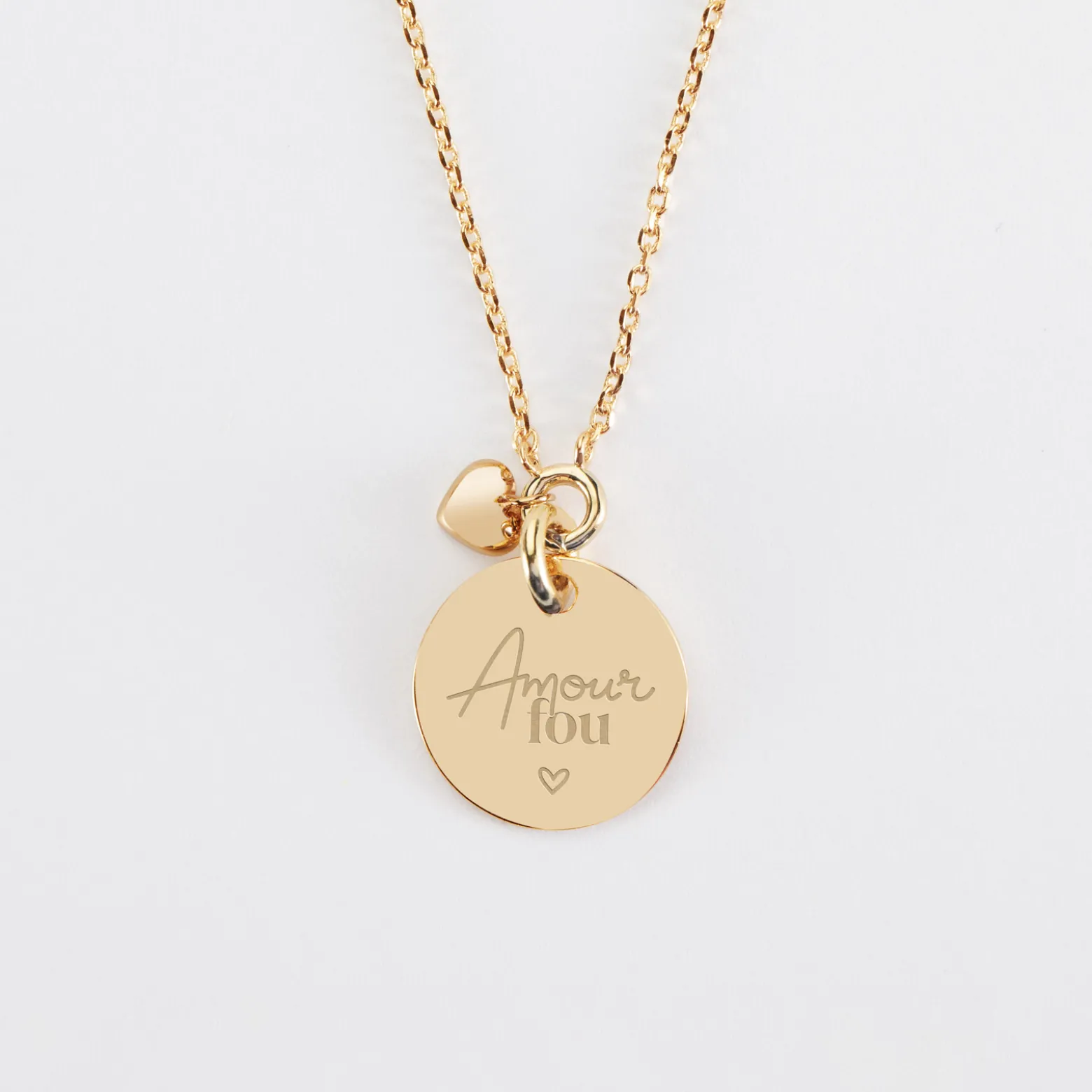 Collier mini coeur bombé Mariée personnalisé médaille gravée plaqué or 15 mm
