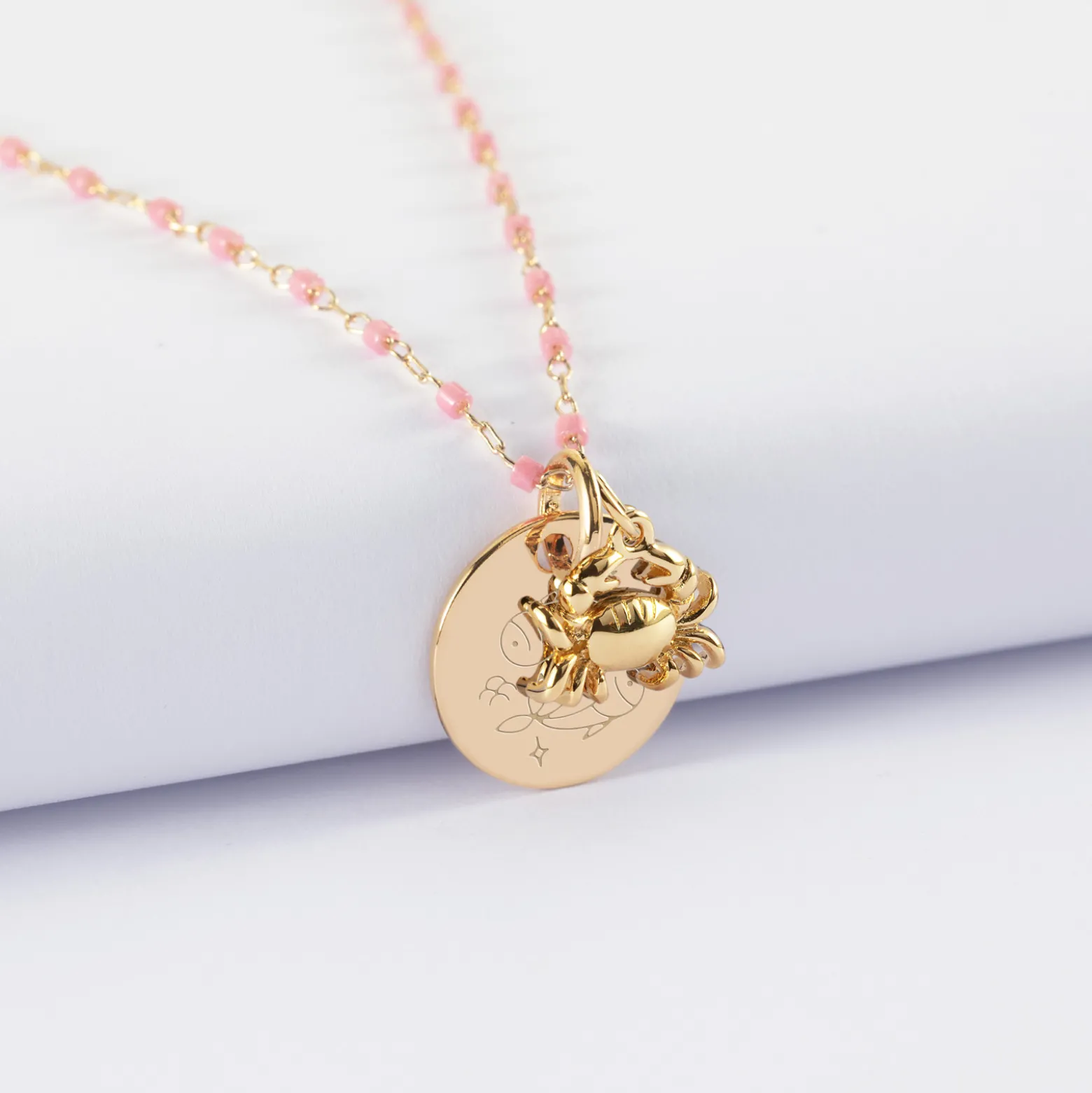 Collier perles Miyuki colorées personnalisé médaille gravée plaqué or 15 mm et breloque(s) summer - à composer