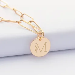 Collier personnalisé grandes mailles médaille gravée plaqué or 15 mm