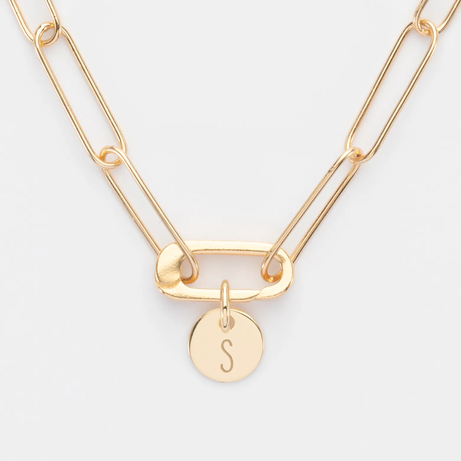 Collier personnalisé grandes mailles mousqueton médaille gravée plaqué or 10 mm