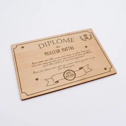 Diplôme du meilleur maître personnalisé bois gravé 15x10 cm avec support