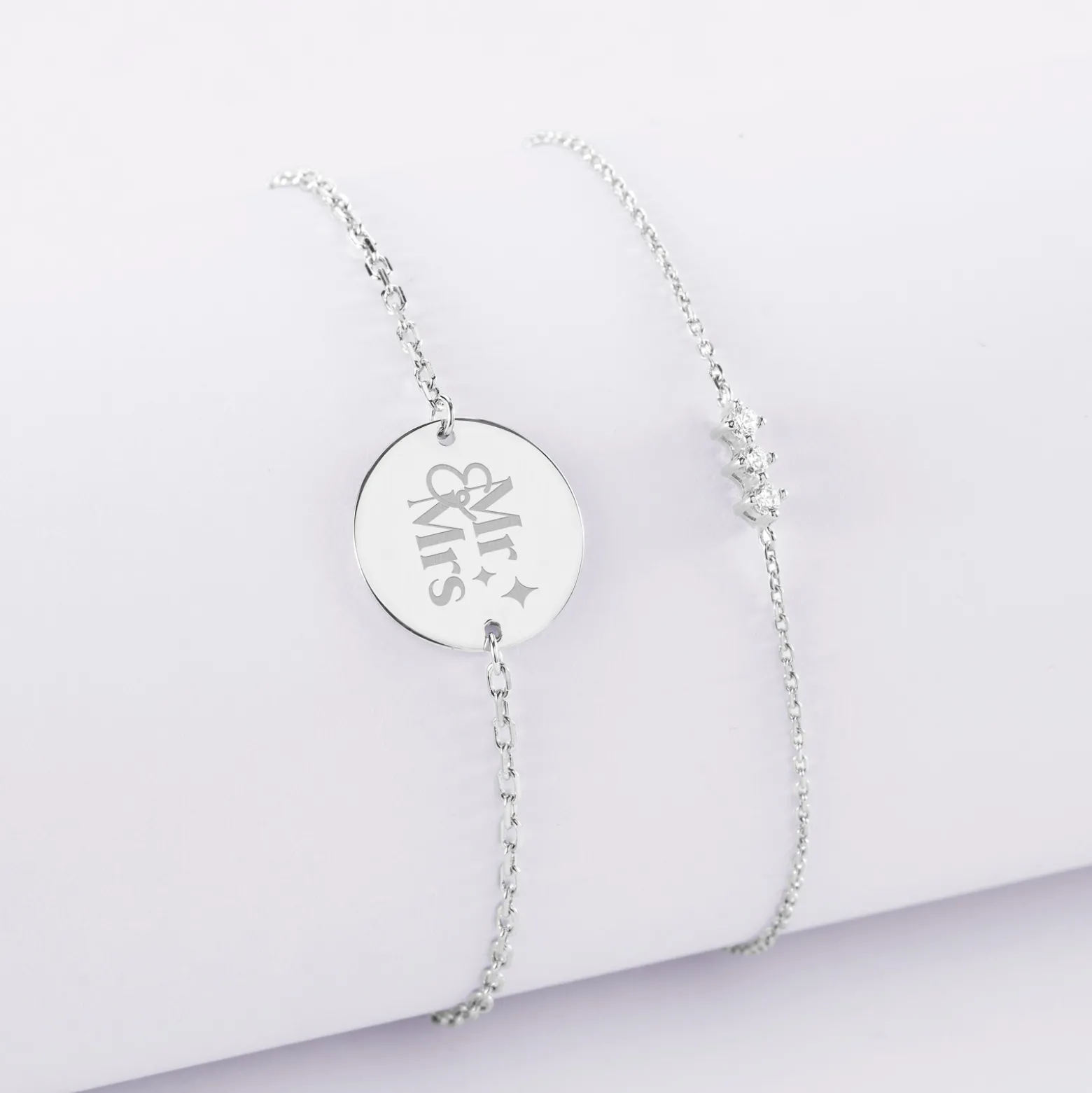 Duo bracelets Mariée personnalisés chaine trio scintillant et médaille gravée argent 2 trous 15 mm