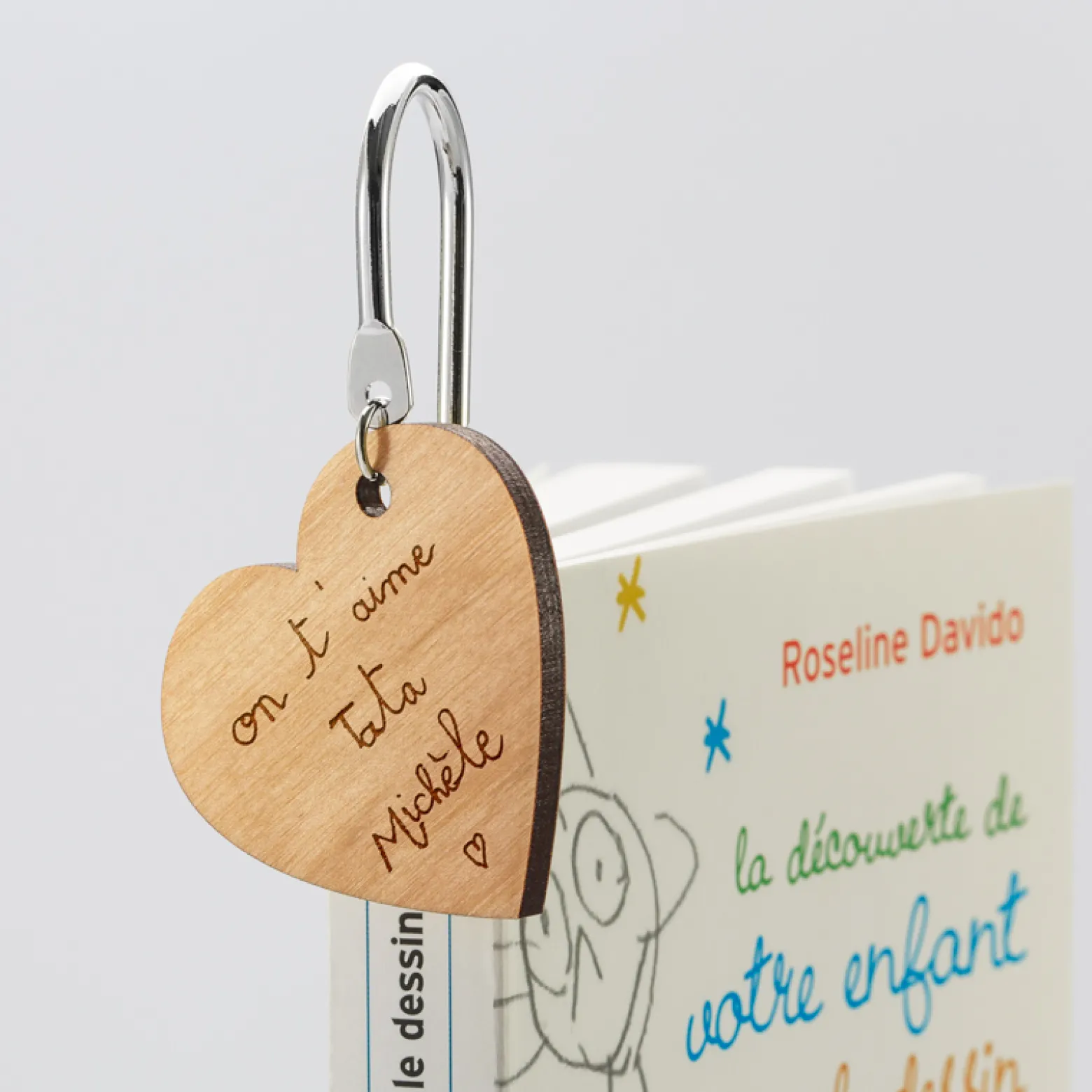 Marque page personnalisé acier médaille gravée bois