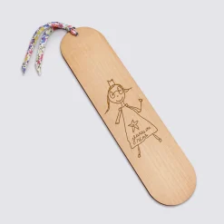 Marque page personnalisé bois gravé avec cordon liberty - édition spéciale "Super Maîtresse"
