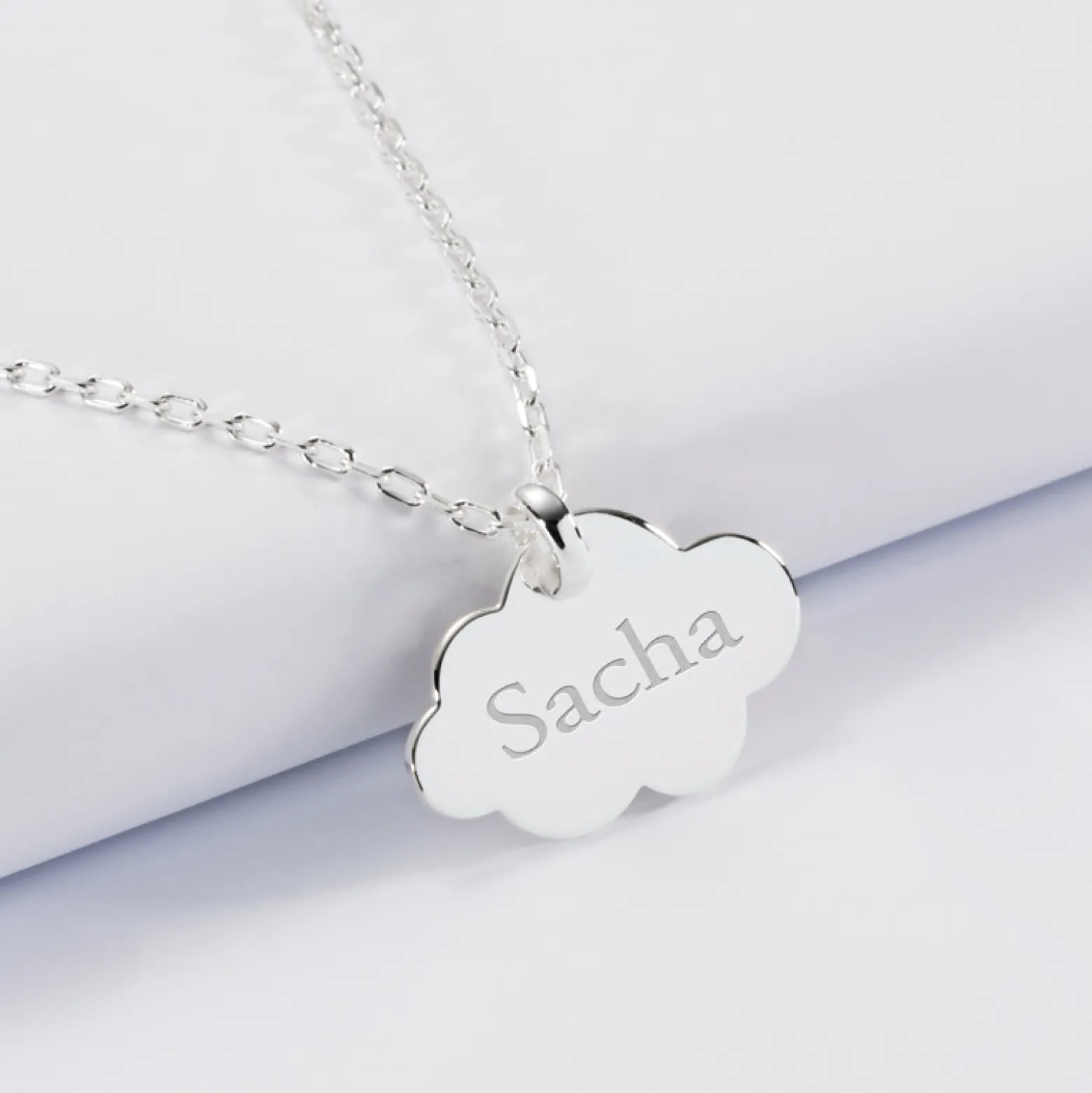 Pendentif baptême enfant personnalisé médaille gravée argent nuage 20x14 mm