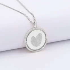 Pendentif enfant personnalisé médaille réversible contour tressé Eternelle gravée argent 18 mm