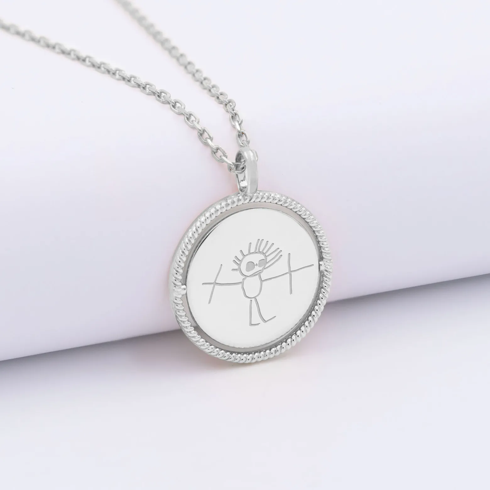 Pendentif enfant personnalisé médaille réversible contour tressé Eternelle gravée argent 18 mm