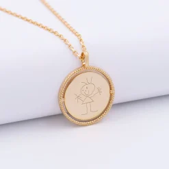 Pendentif enfant personnalisé médaille réversible contour tressé Eternelle gravée plaqué or 18 mm