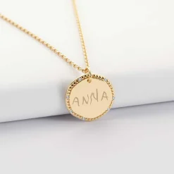 Pendentif enfant personnalisé médaille contour scintillant gravée plaqué or 16 mm