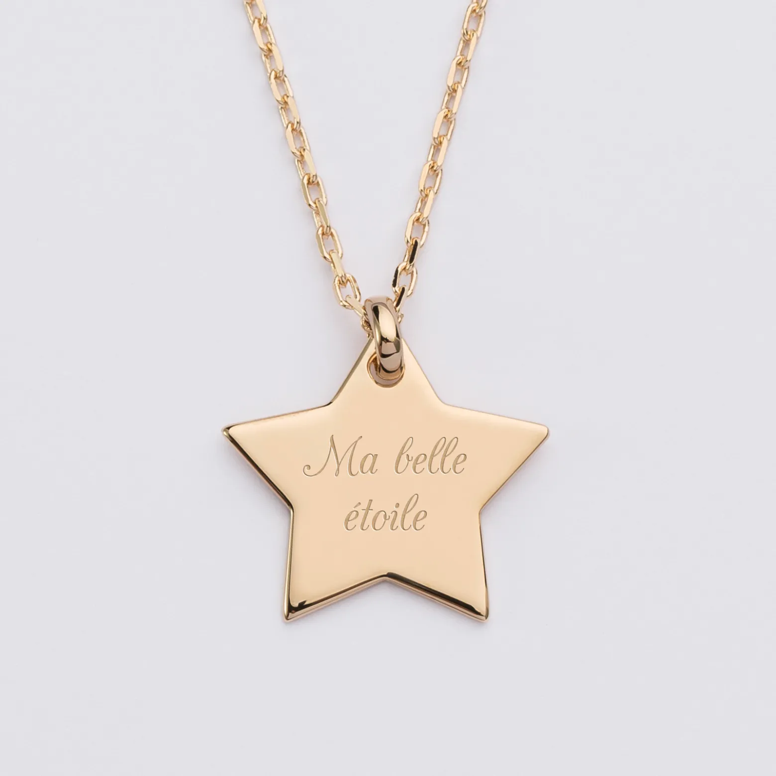 Pendentif enfant personnalisé prénom médaille gravée plaqué or étoile 20x20 mm