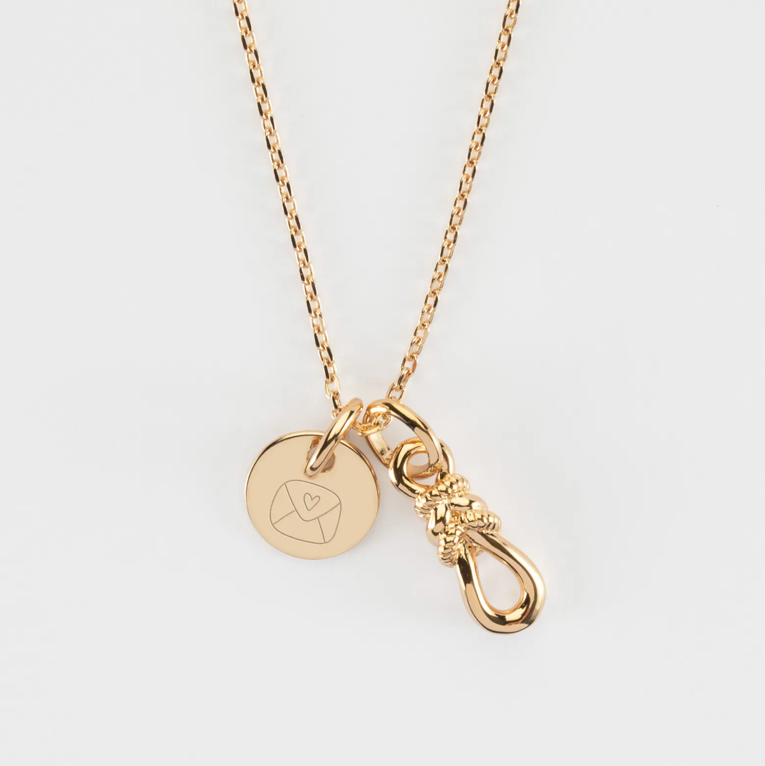 Pendentif enfant personnalisé "Le lien" et médaille gravée plaqué or 10 mm - HappyBulle x Lilylovesfashion