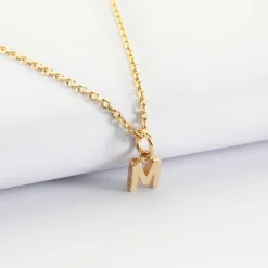 Pendentif enfant personnalisé médaille plaqué or lettre initiale 5 mm