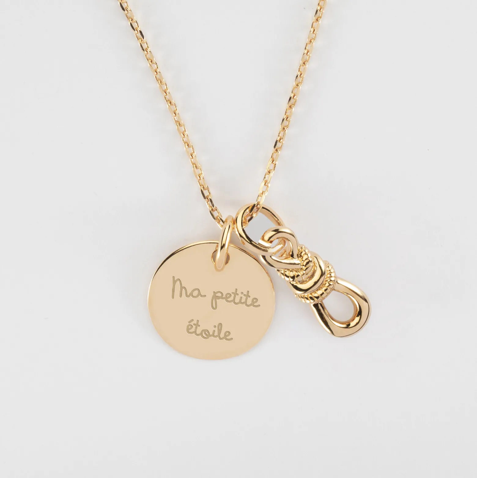 Pendentif enfant personnalisé "Le lien" et médaille gravée plaqué or 15 mm - HappyBulle x Lilylovesfashion