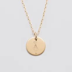 Pendentif enfant personnalisé illustration médaille gravée plaqué or 15 mm - HappyBulle x Marie Savart