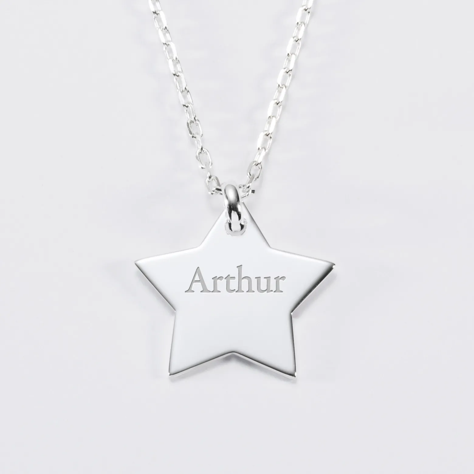 Pendentif enfant personnalisé prénom médaille gravée argent dormeuse étoile 20x20