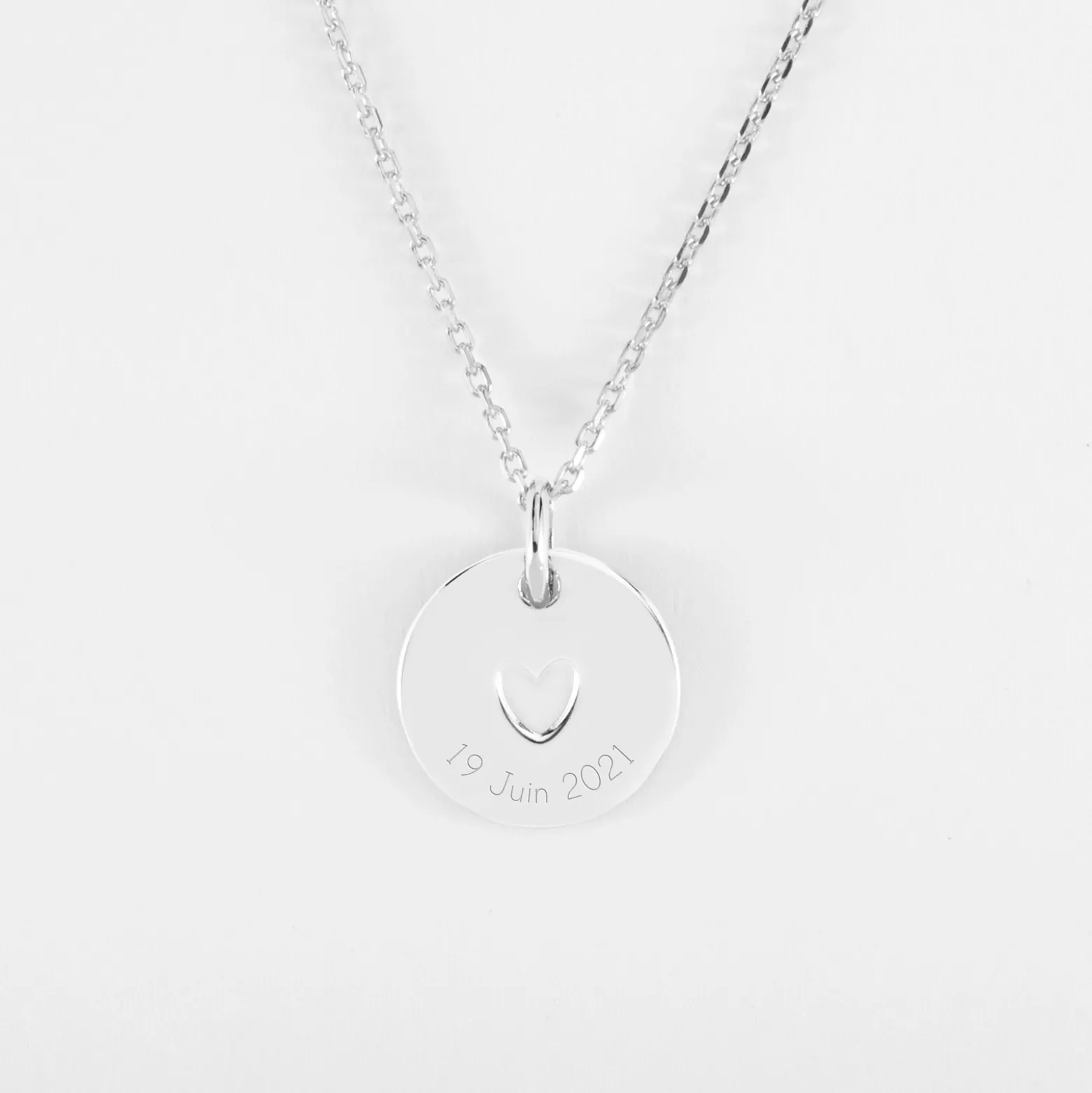 Pendentif enfant personnalisé coeur estampillé argent 15 mm - HappyBulle x Atelier Wagram