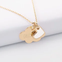 Pendentif enfant personnalisé médaille gravée plaqué or nuage 20x14 mm et breloque coeur email 10 mm