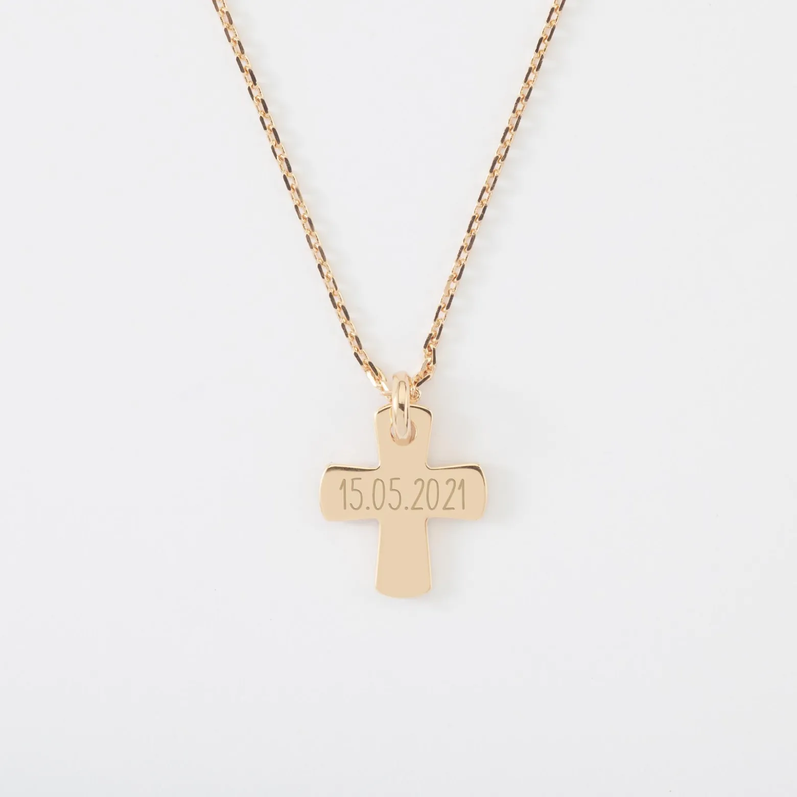 Pendentif enfant personnalisé prénom médaille gravée plaqué or croix 15x13 mm