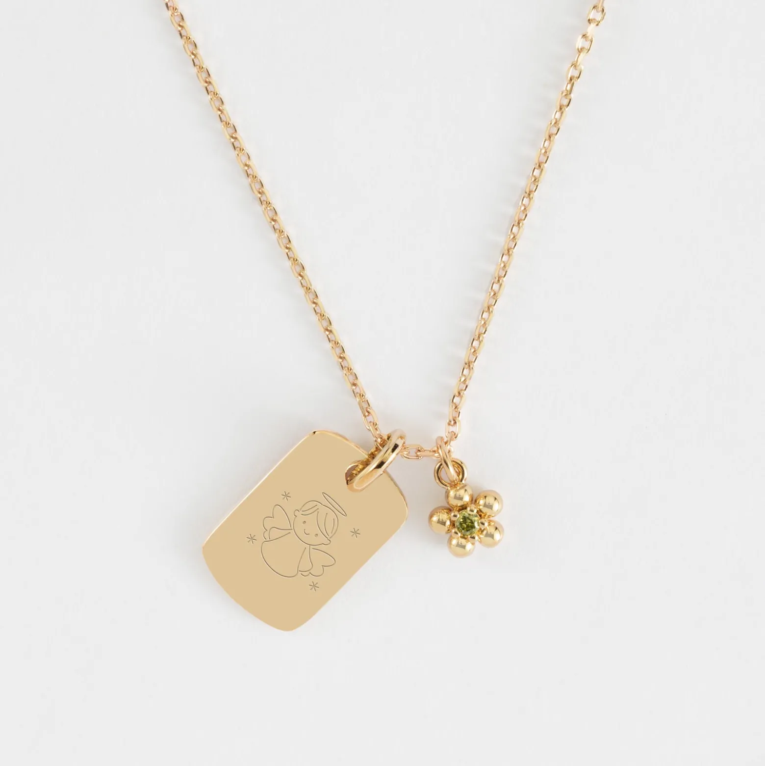 Pendentif enfant personnalisé médaille gravée plaqué or rectangle 17x11 mm et breloque fleur zircon plaqué or 8 mm