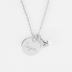 Pendentif enfant personnalisé médaille gravée argent 15 mm et breloque petit coeur bombé 7 mm - HappyBulle x Atelier Wagram