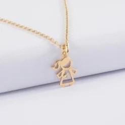 Pendentif enfant petite fille zircon plaqué or 12 mm