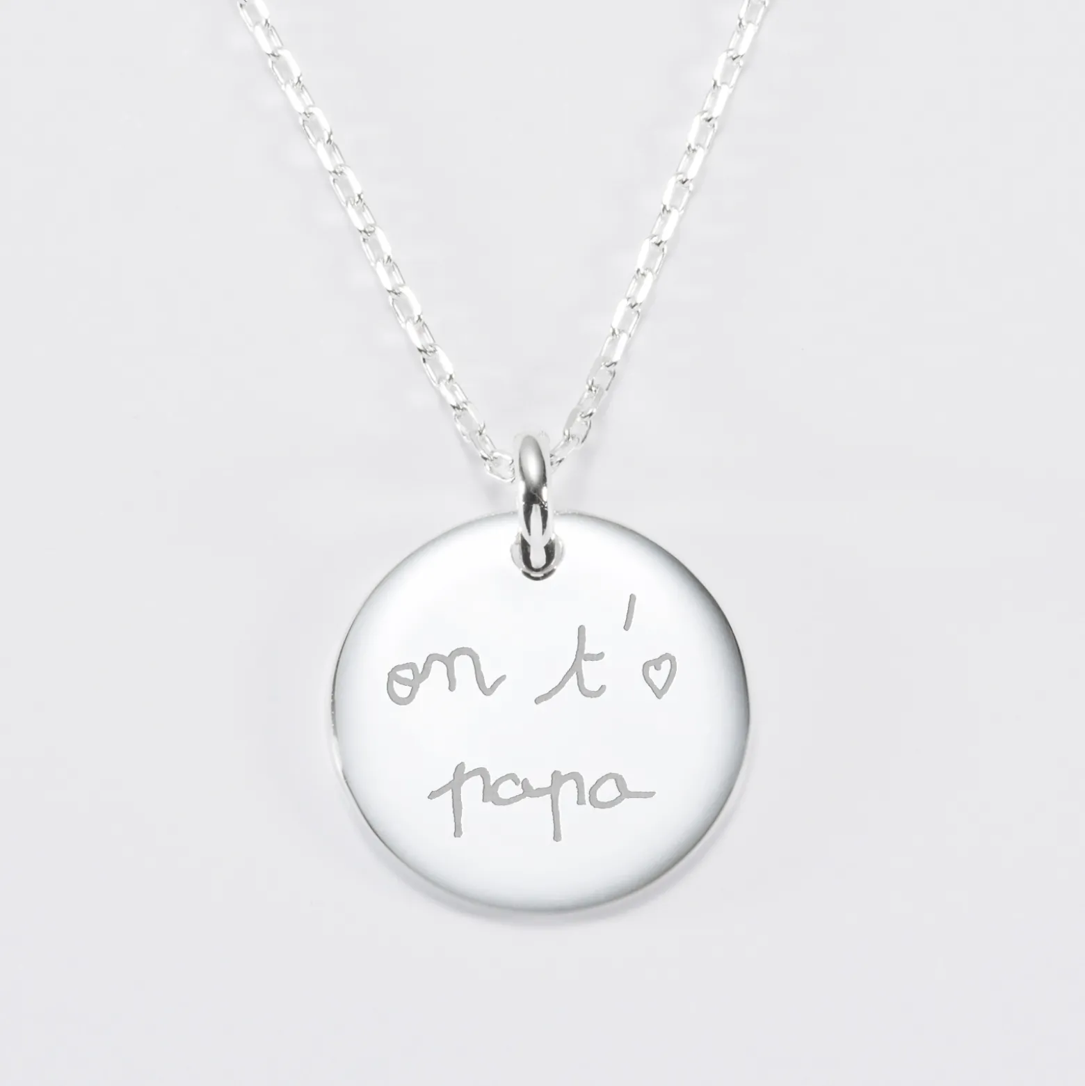 Pendentif homme personnalisé médaille bombée gravée argent 20 mm - Nos petits imparfaits