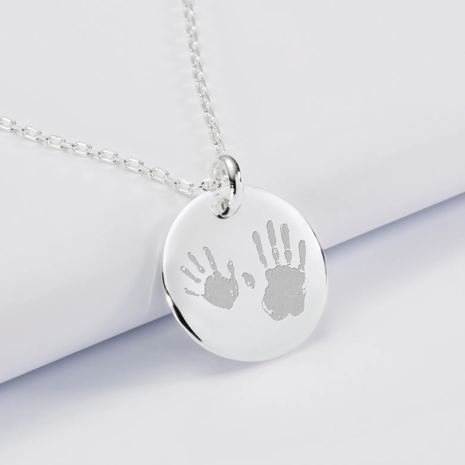 Pendentif homme personnalisé médaille bombée gravée argent 20 mm - Nos petits imparfaits