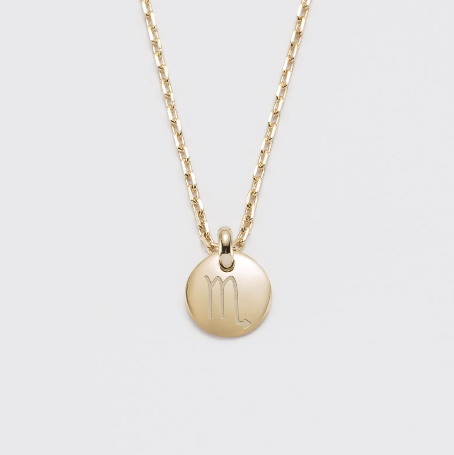 Pendentif initiale personnalisé médaille gravée plaqué or 10 mm - Edition spéciale Astro